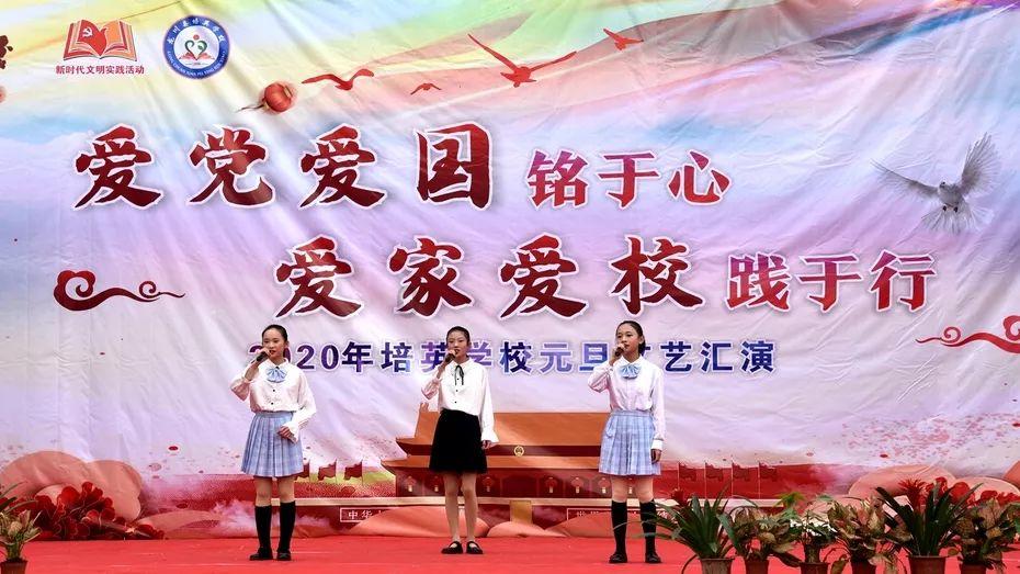 云南哈巴雪山一登山者发生滑坠事故死亡,官方:体力不支滑倒致头部撞击石头死亡